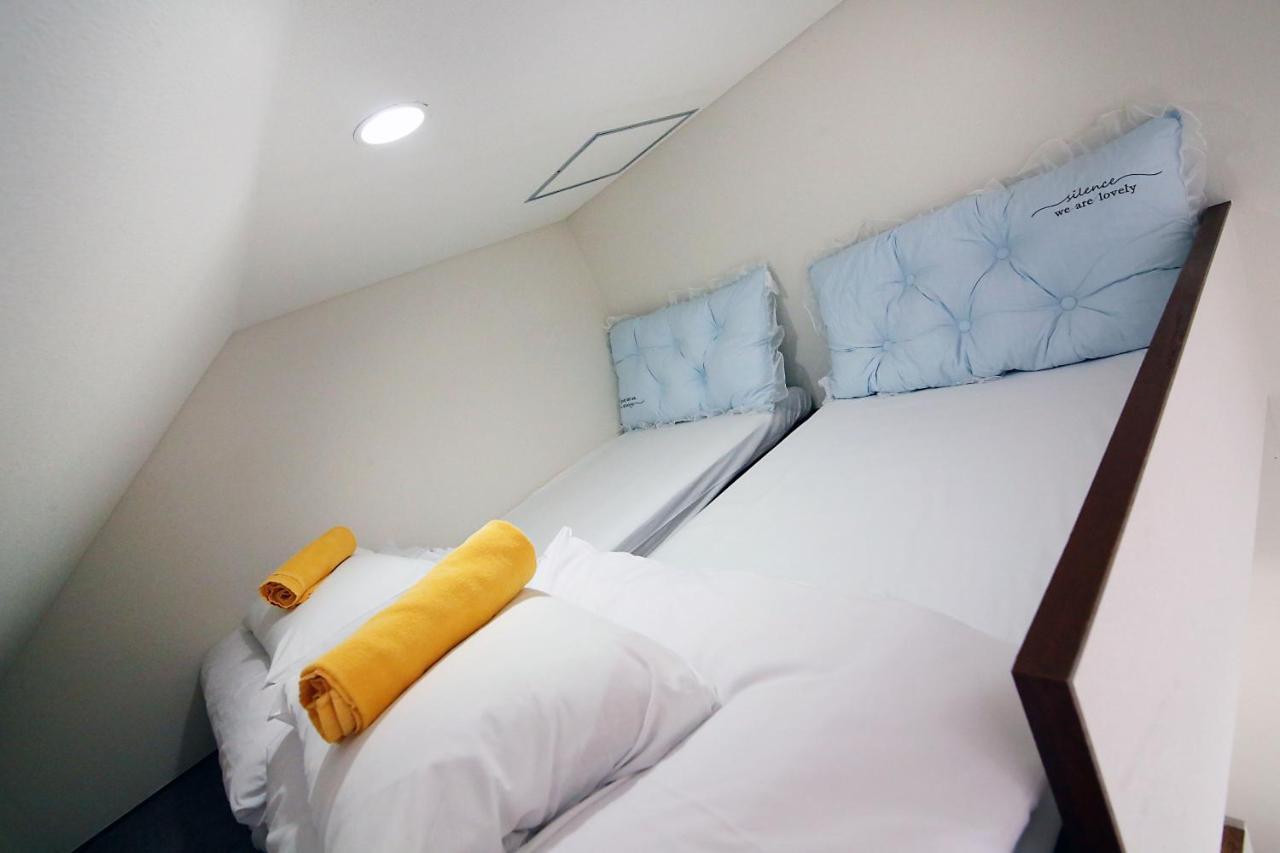 Sunrise Apartment Токио Екстериор снимка